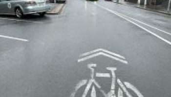 Bike marking on road in Wellington